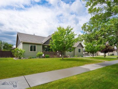 158 Harvester Ln