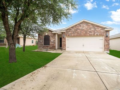6523 Luckey Square