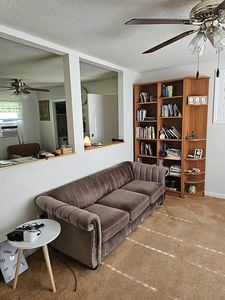 84 Elliott St