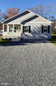 Property at 121 Currioman Dr, Montross, VA