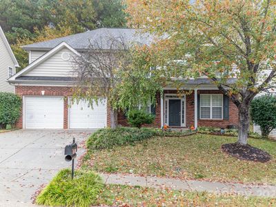 10112 Montrose Dr NW