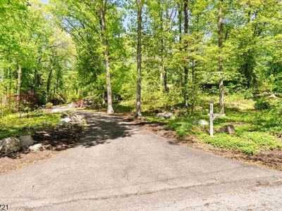 98 Snydertown Rd