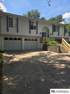 809 Waterford Cir