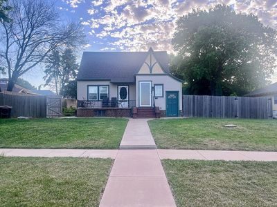 Property at 315 S Taylor St, Pratt, KS