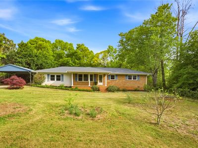 1614 Iroquois Dr
