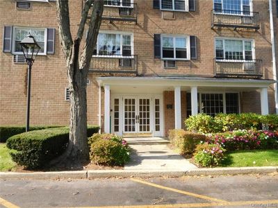 1 Consulate Drive #1G