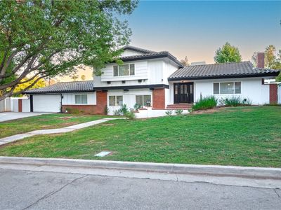 2350 Shadow Hill Dr