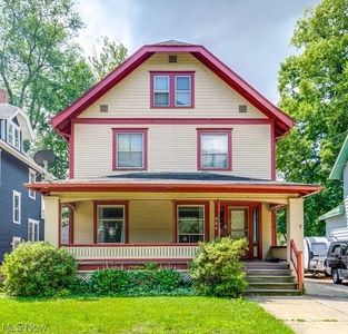 894 Elmore Ave