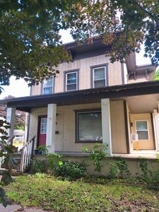 17 N 7th St