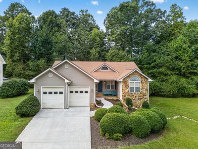Property at 223 Stonebrook Dr, Demorest, GA