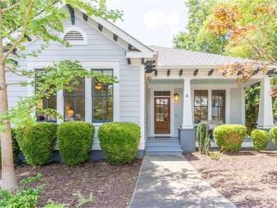 6 Royal Oak Dr