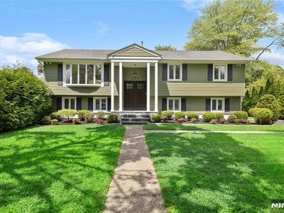 377 Chelsea Street