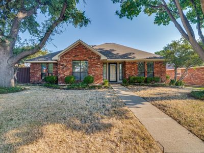 3405 Blossom Dr