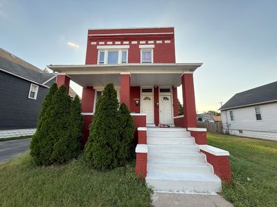 568 Douglas Ave