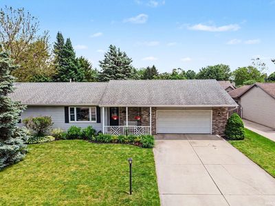 610 Danbury Dr