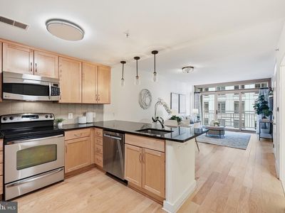 888 N Quincy St Unit 1105