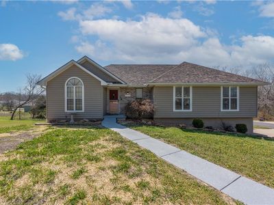 1208 Jennies Dr