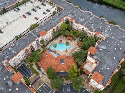 10435 MIDTOWN Parkway #360