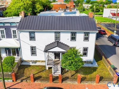 133 W Jackson St