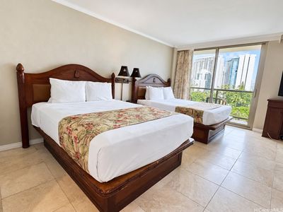 2045 Kalakaua Ave APT 503