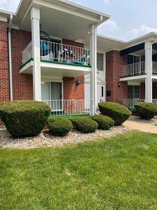 Property at 1891 Baldwin Dr APT 5, Trenton, MI