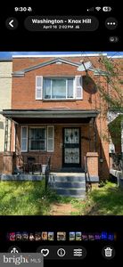 2202 Irving St SE