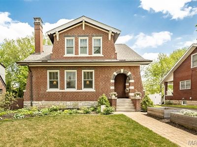 332 Marion Ave