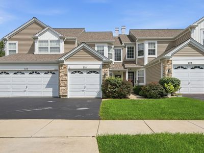 Property at 118 Oakton Dr, Lombard, IL