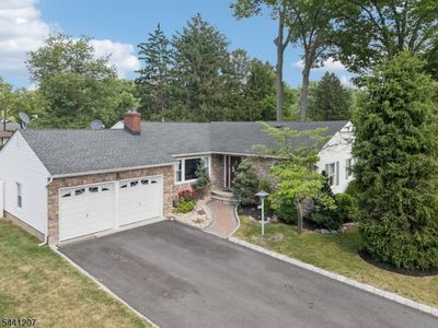 Property at 336 Darby Ln, Mountainside, NJ