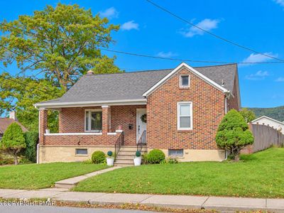64 Dante St