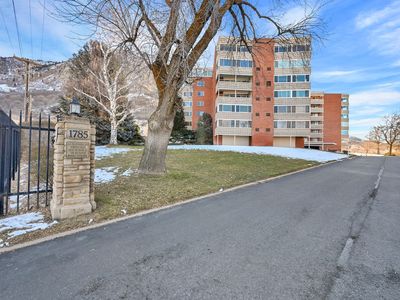 1785 E 29th St S #405