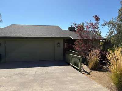 1640 Ridgecrest Dr