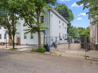 33 Wood St
