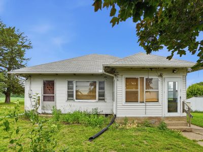 Property at 12694 Meredosia Rd, Albany, IL