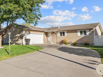 3121 Buttercup Dr