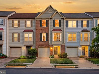 345 Barnfield Sq NE