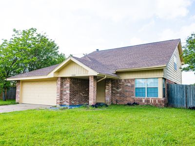 2558 Slaton Dr
