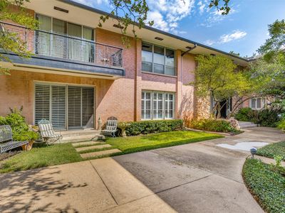 6311 Bandera Ave APT A