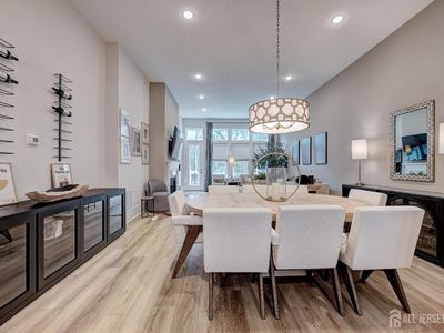 18 Hillandale Dr