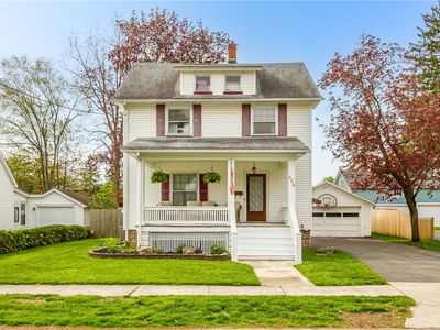 608 Davis Dr