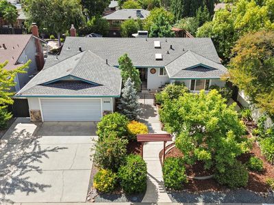 6406 Rolling Way