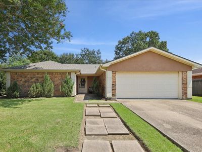 3842 Turtle Creek Dr