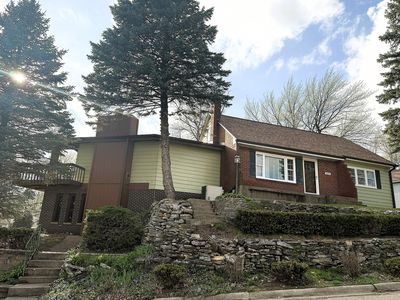 609 Moss Pl