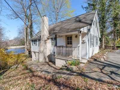 Property at 48 Lakeside Trl, Kinnelon, NJ