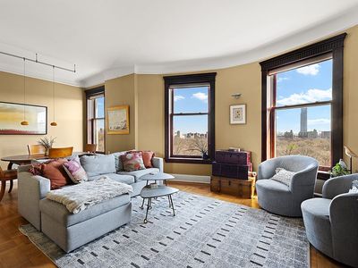 418 Central Park W APT 106
