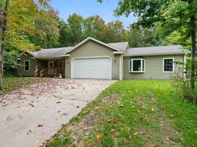 8805&8823 Cedar Creek Dr