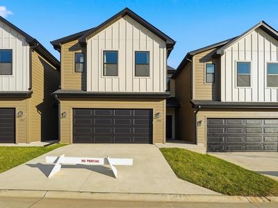 Property at 952 Elderberry Pl, Waukee, IA