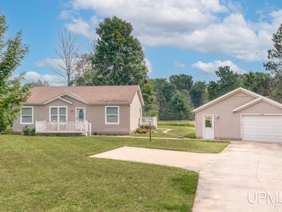 10758 S 75th Rd