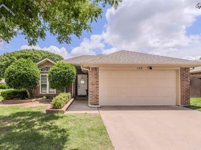 128 Garrett St