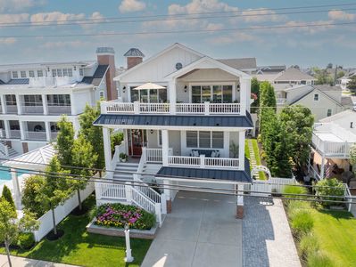929 Dune Dr